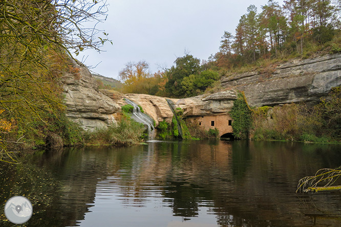 Molino de Brotons y salto de la Tosca en el valle de Marfà 1 