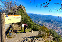 El inicio del camino de descenso por la Drecera.