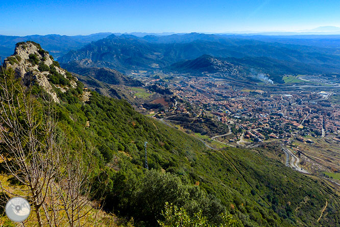 Santuario de Queralt desde Berga 1 