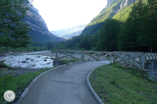 Sendero adaptado de la Pradera de Ordesa 1 