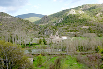 Divisamos el monasterio de Santa Maria de Gerri.