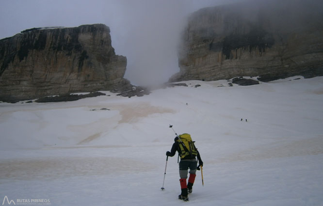 Taillón (3.144m) por la Brecha de Rolando 2 