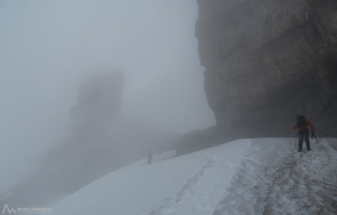 Taillón (3.144m) por la Brecha de Rolando 2 