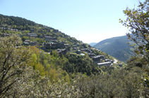 Vista a Aixirivall desde el camino de la Solana.