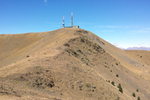 La cima de la Torreta del Orri desde la cresta.