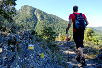 Sobrepasamos la Roca de Urús y entramos en el barranco de Fontllebrera.