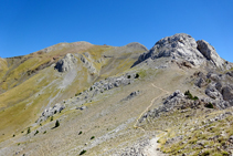 Distinguimos claramente nuestro camino hacia la Tosa d´Alp.