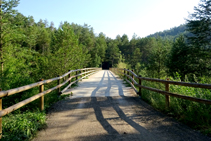 Puente sobre el río Llobregat.