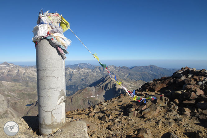 Del Gran Vignemale (3.298m) al Montferrat (3.219m) desde Ossoue 2 