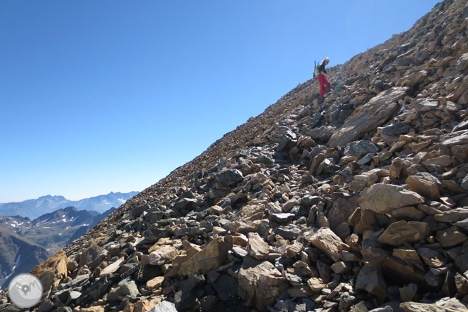 Del Gran Vignemale (3.298m) al Montferrat (3.219m) desde Ossoue 2 