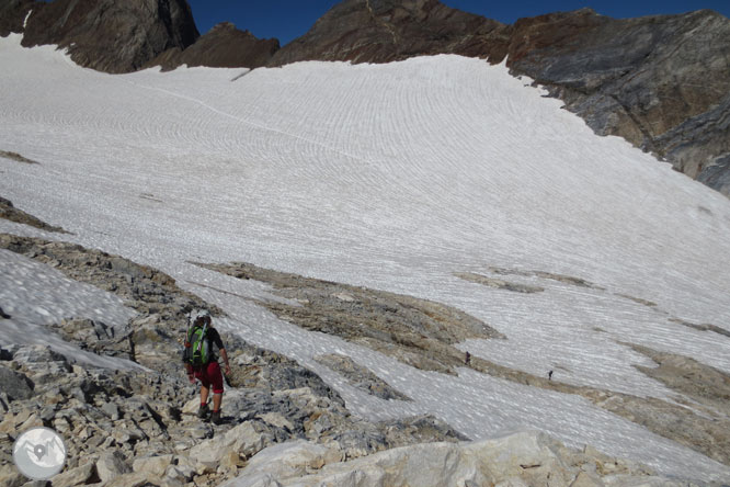 Del Gran Vignemale (3.298m) al Montferrat (3.219m) desde Ossoue 2 