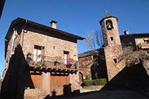 Iglesia parroquial de Sant Martí de Llagunes, situada en el centro de Llagunes.